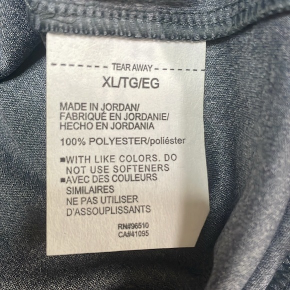 NWT. Under Armour Men’s Velocity 2.0 tee. XL Grey - Picture 5 of 6